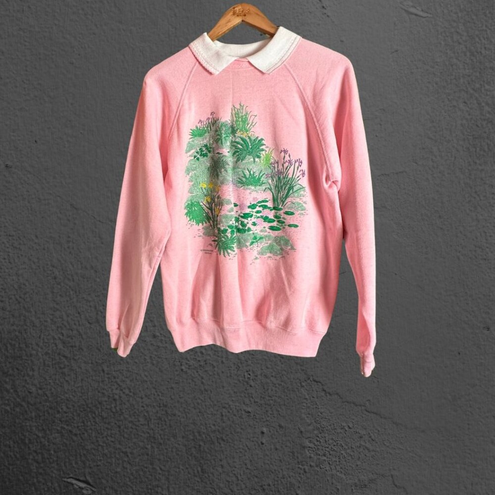 Vintage Morning Sun Collared Sweatshirt